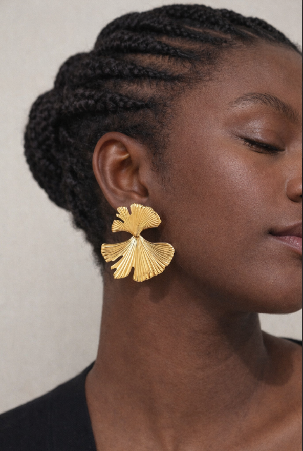 Fan Shell Statement Studs